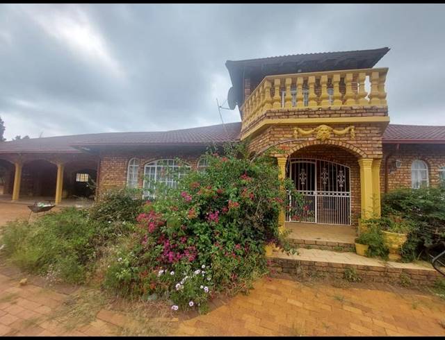 8 BEDROOM HOUSE FOR SALE IN RANDFONTEIN SOUTH